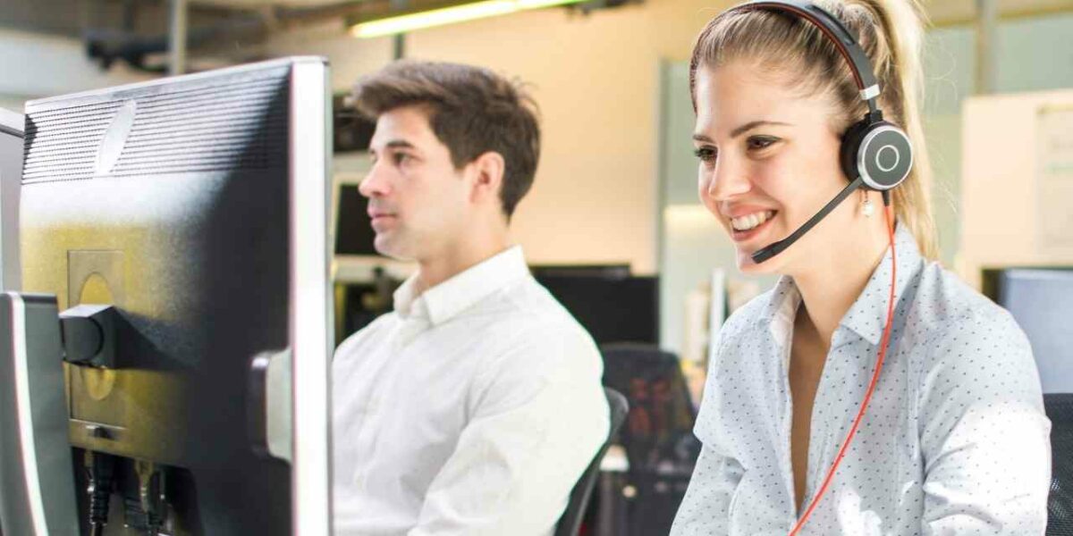 IT support technician assisting a small business client